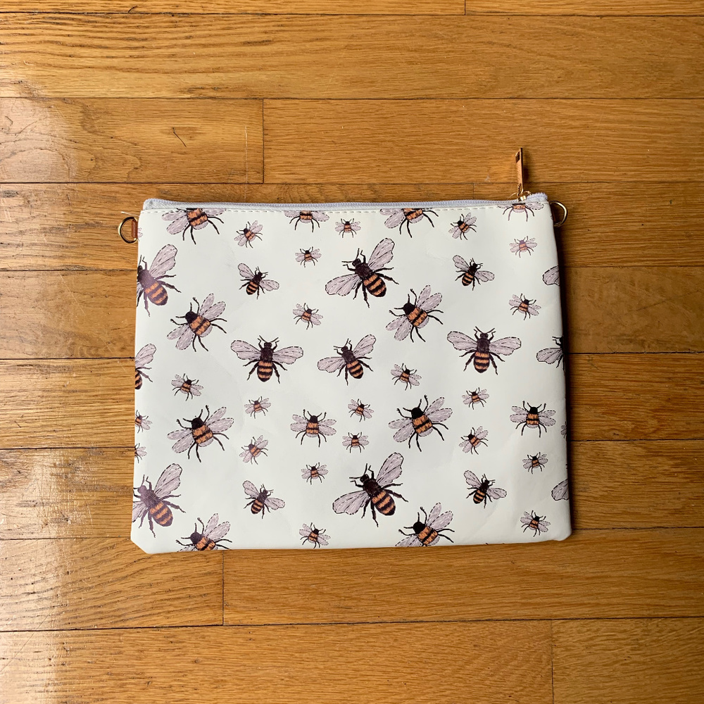 New Bee Print Crossbody Wristlet